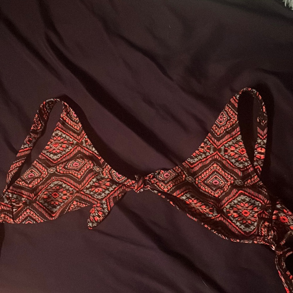 Xl multicolor swim top